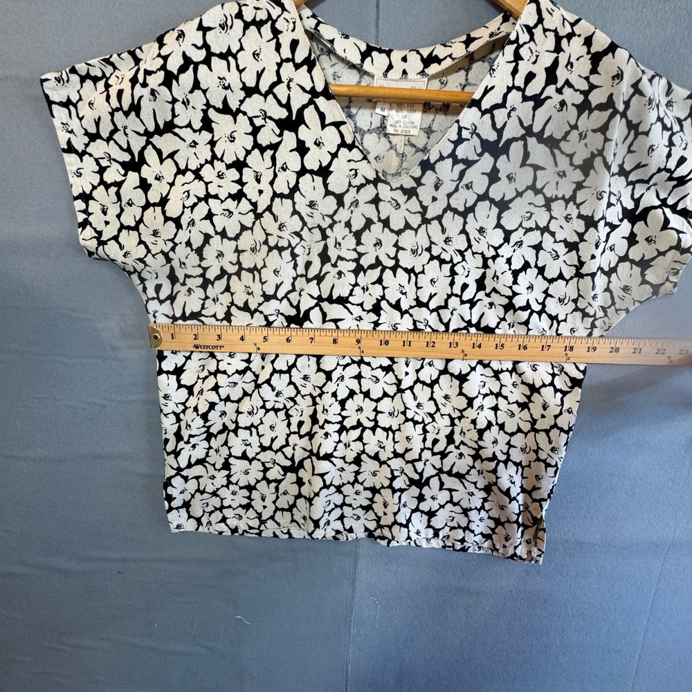 Vintage Go Silk Signature Silk Blouse 1980's Hong Kong M Heavy Washable Silk - Picture 6 of 7